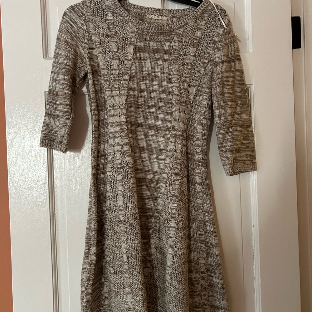 Freshman Cable Knit Sweater in Beige and Cream